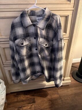Boston Traders Black and White Plaid Utility Shacket